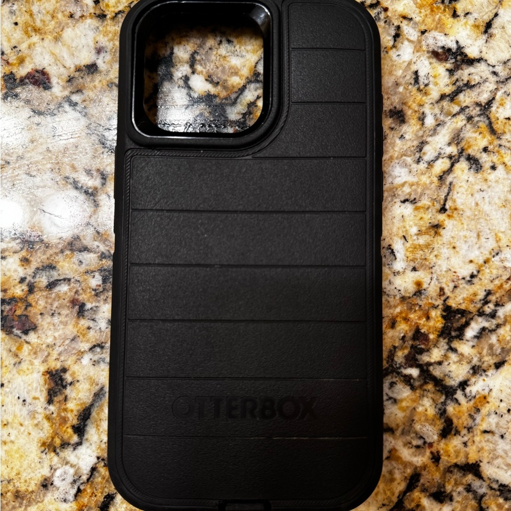 OtterBox Black IPhone 15 Pro Max Defender Pro